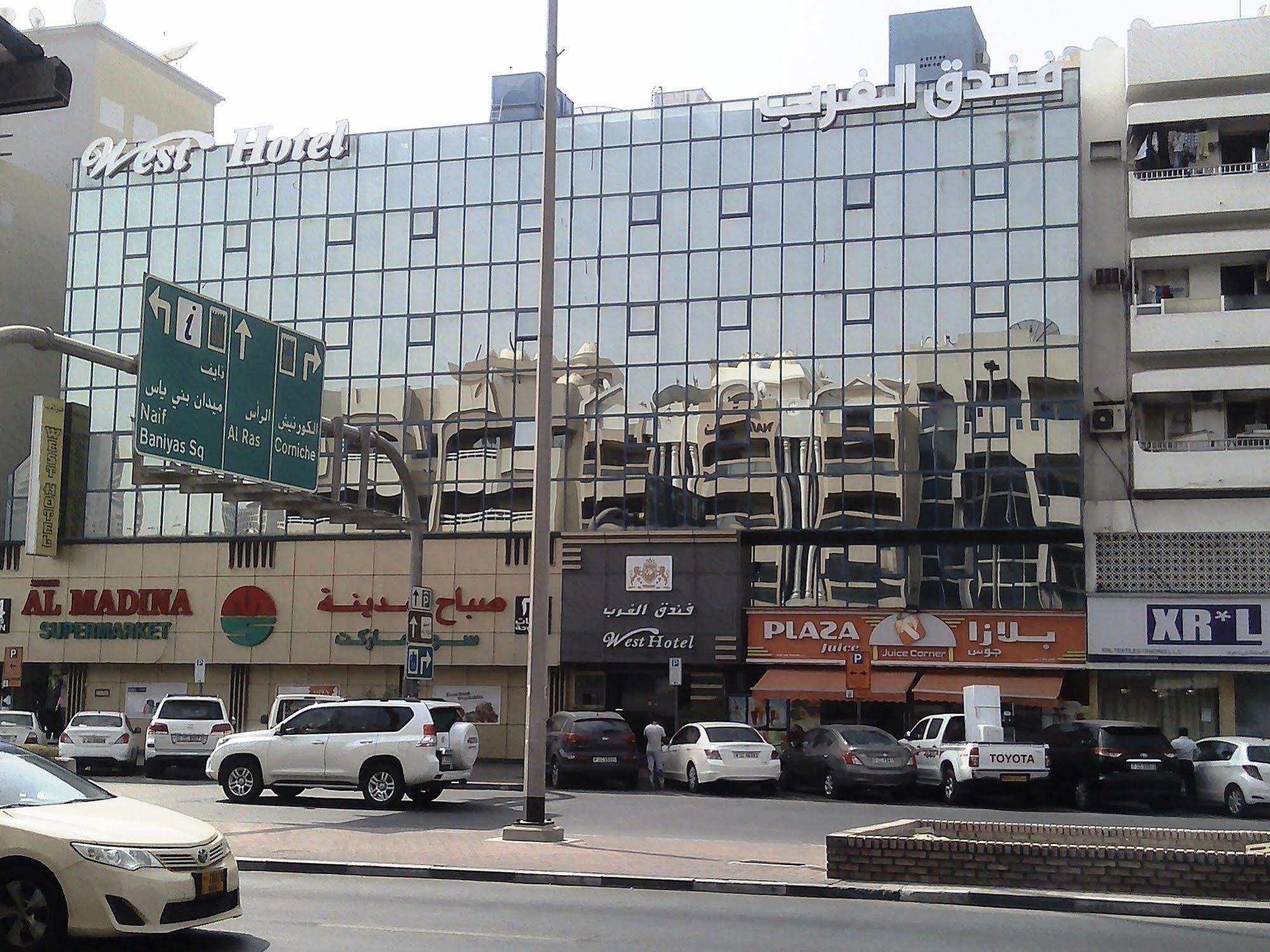 West Hotel Dubai Bagian luar foto