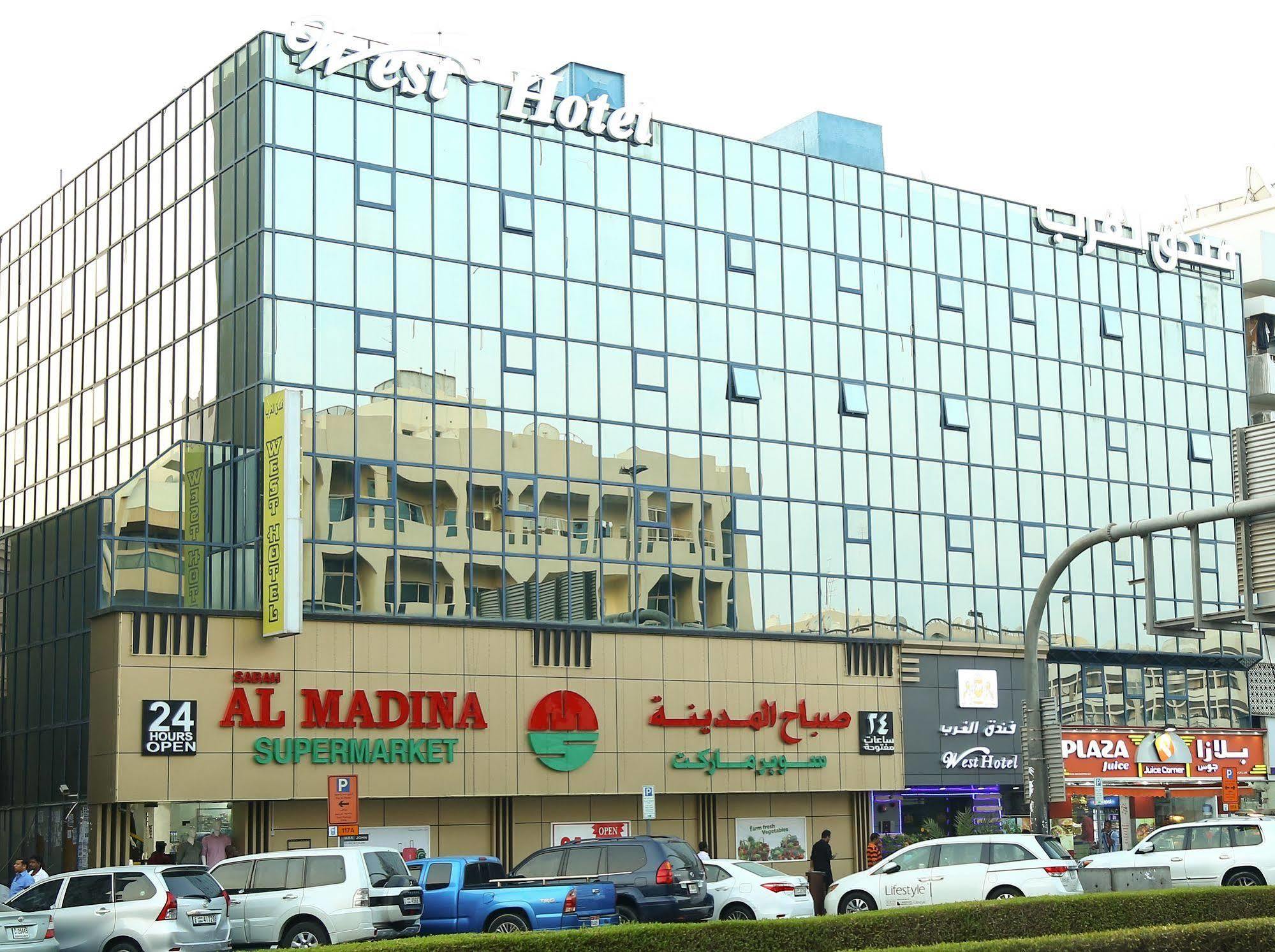 West Hotel Dubai Bagian luar foto