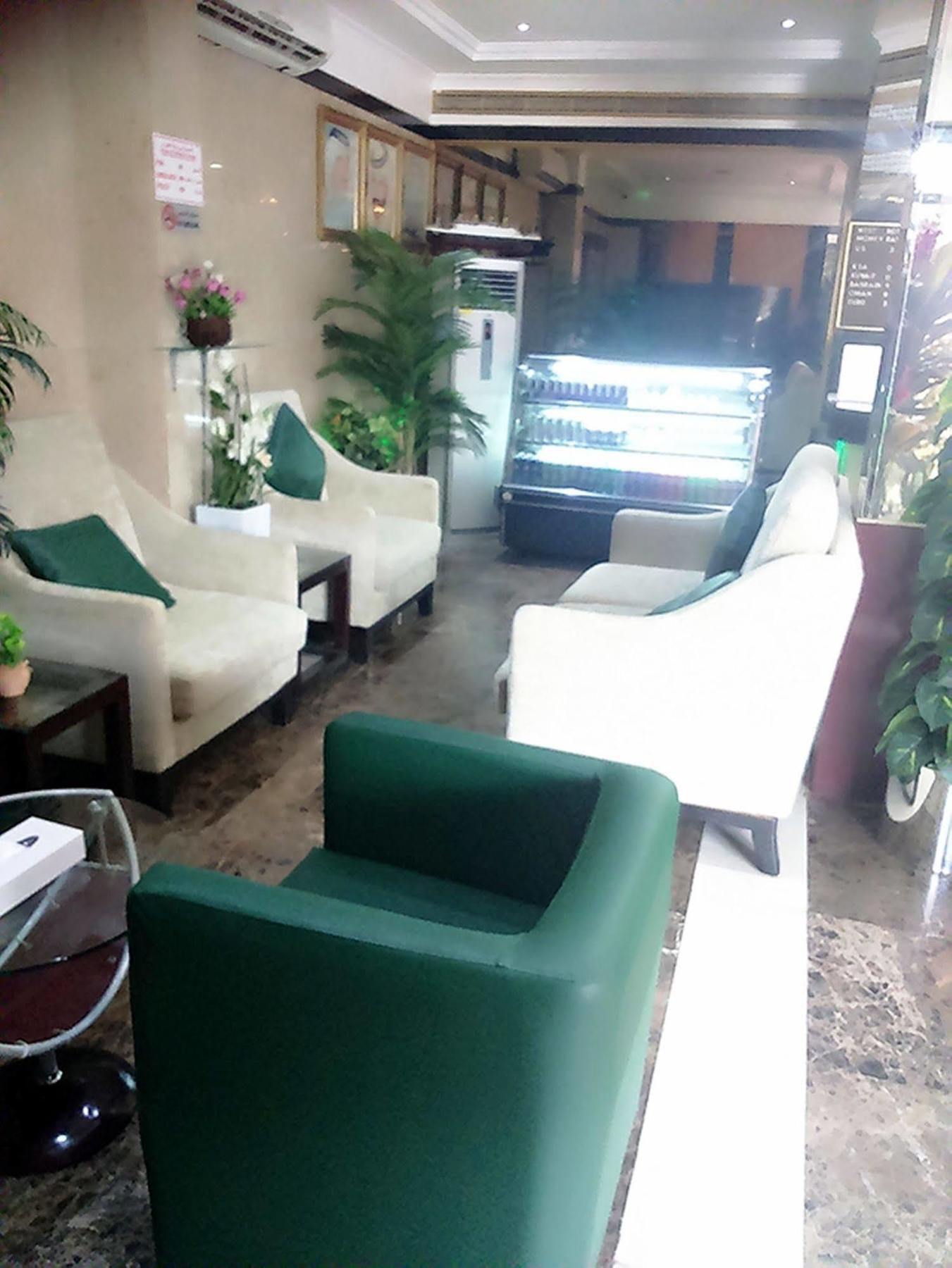 West Hotel Dubai Bagian luar foto